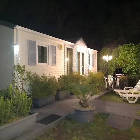 بيت للعطل Et Mobil-home Climatise