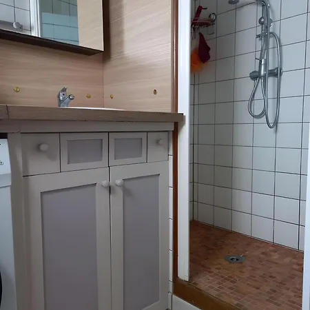 Et Mobil-home Climatise بيت للعطل *