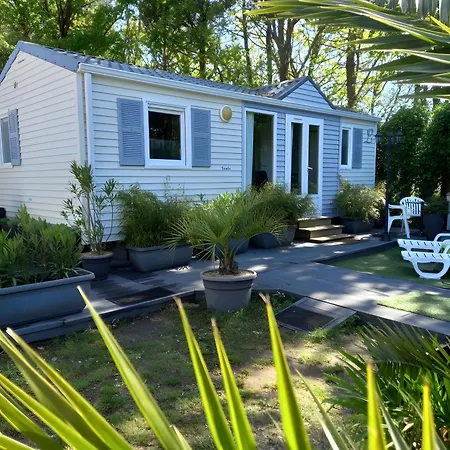 بيت للعطل Et Mobil-home Climatise